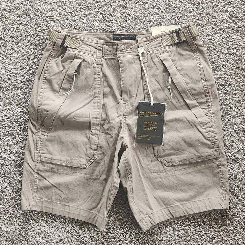 NWT Abercrombie & Fitch Paratroop Shorts Mens 28 Cargo Short Stretch Tan/Khaki